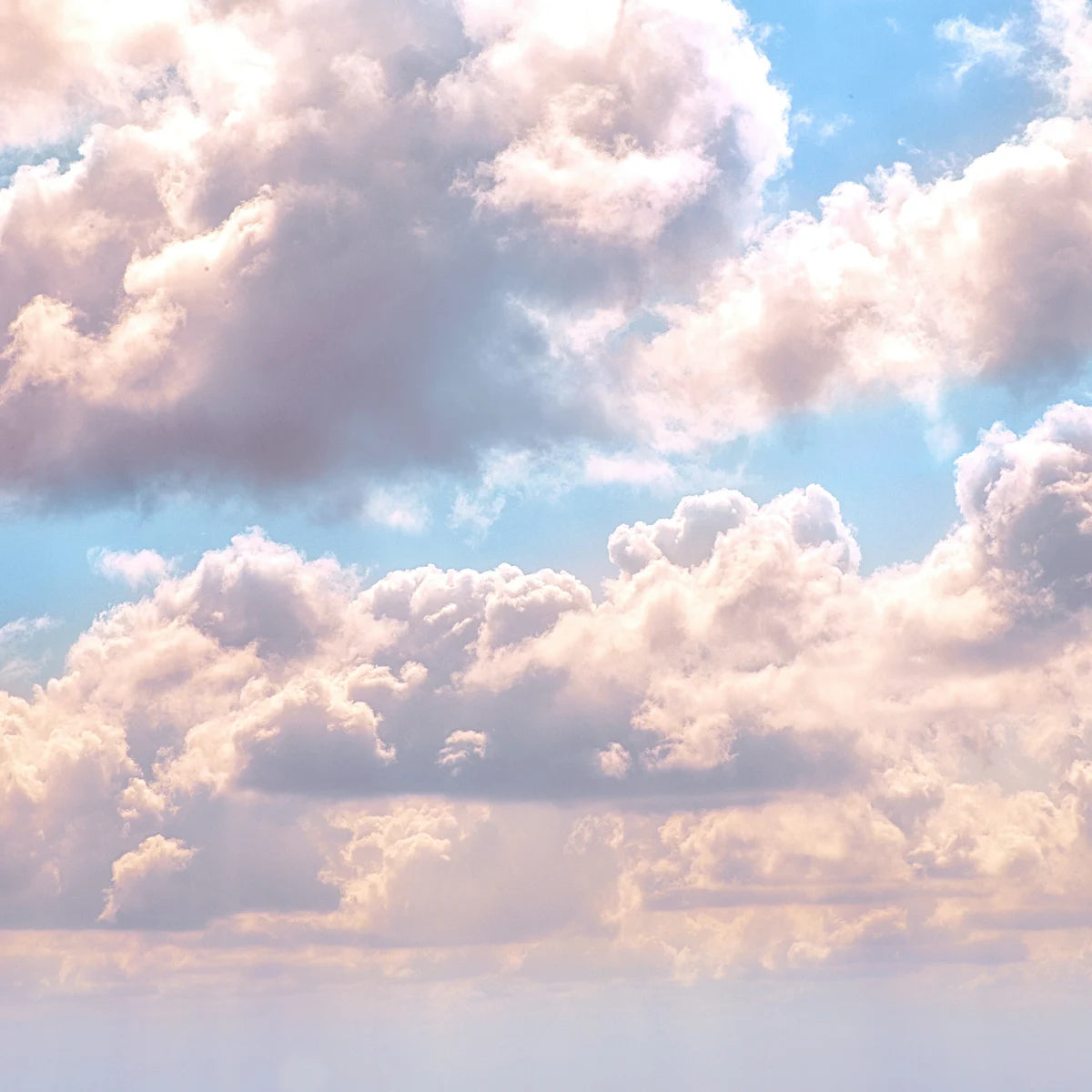 Fragancia Nubes Type Clouds AGrande (BS)