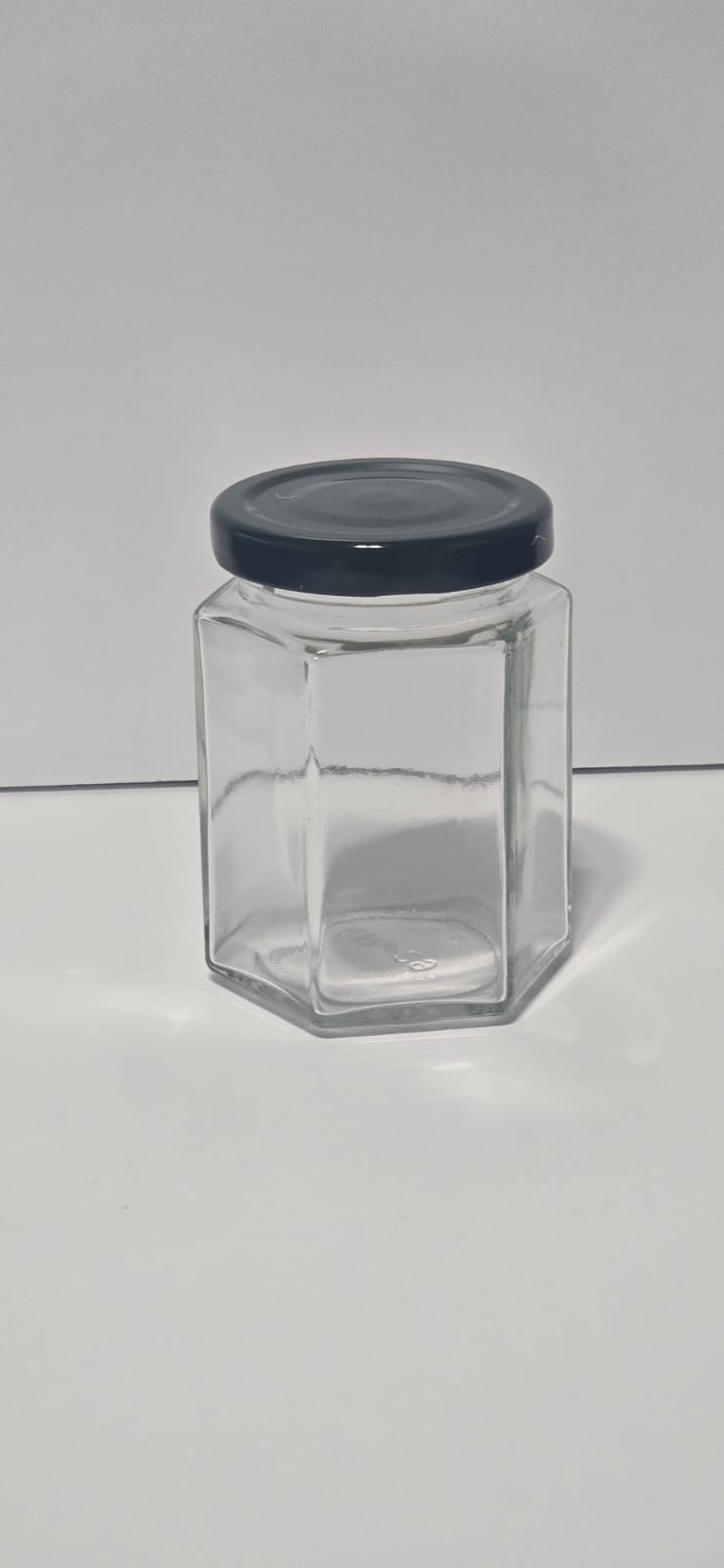 Envase Hexagonal 6oz con Tapa Dorada